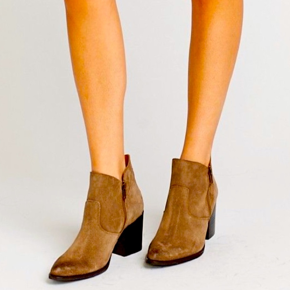 Steve Madden Brown Suede Ankle Booties